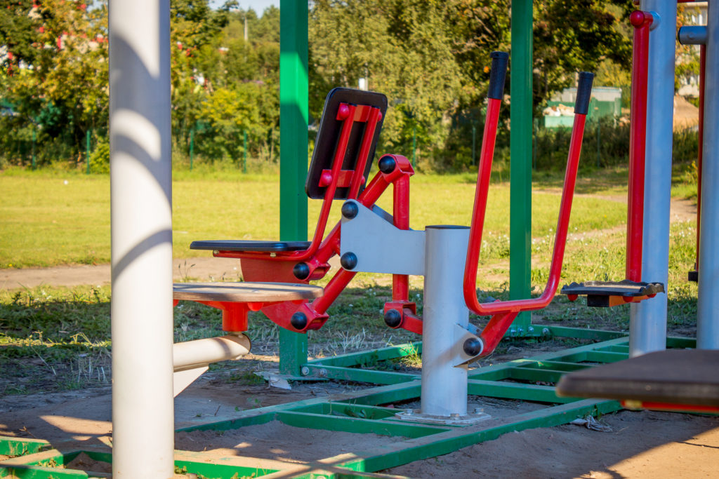 Сельское поселение в Тверской области получит комплект уличных тренажеров