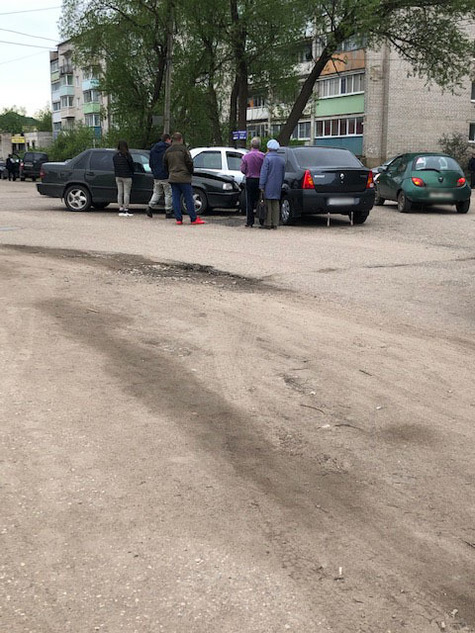 В Тверской области столкнулись три машины