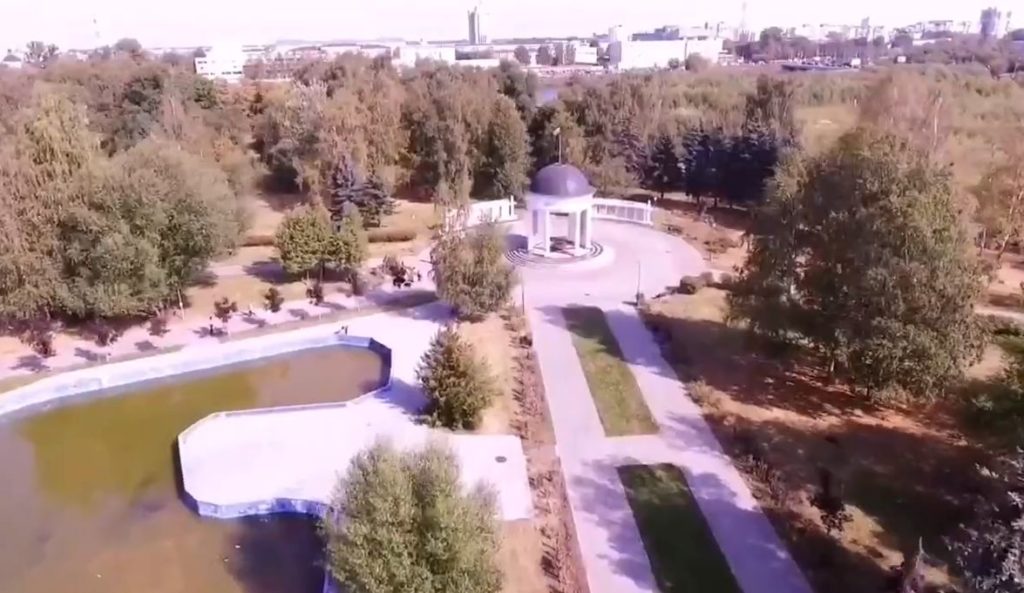 Жителей Твери приглашают прогуляться по парку Победы онлайн