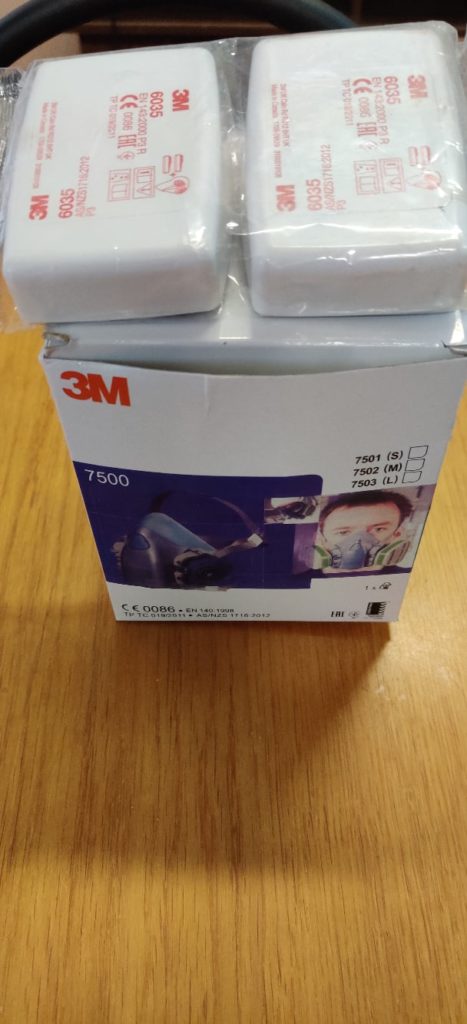 Добровольцы прислали врачам Тверской области костюмы биозащиты