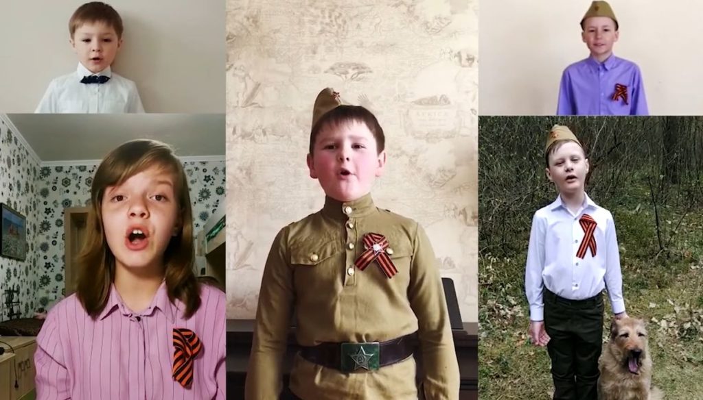 Юные жители Тверской области спели онлайн «Три танкиста» Юные жители Тверской области спели онлайн «Три танкиста»