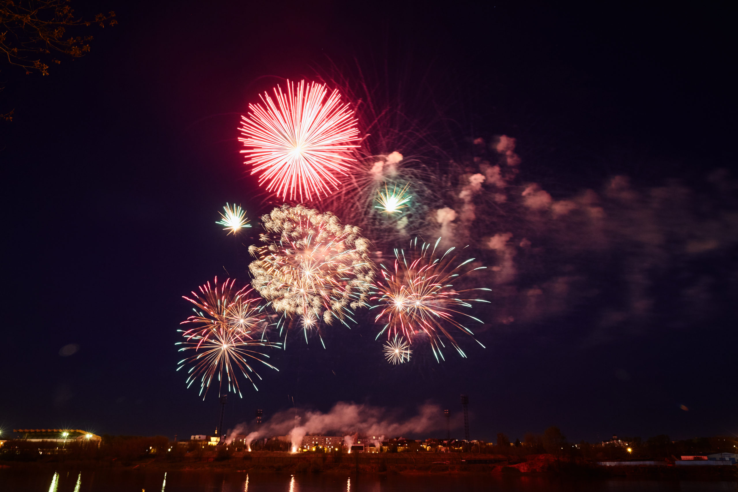 Два салюта в честь Дня Победы отгремели в Твери