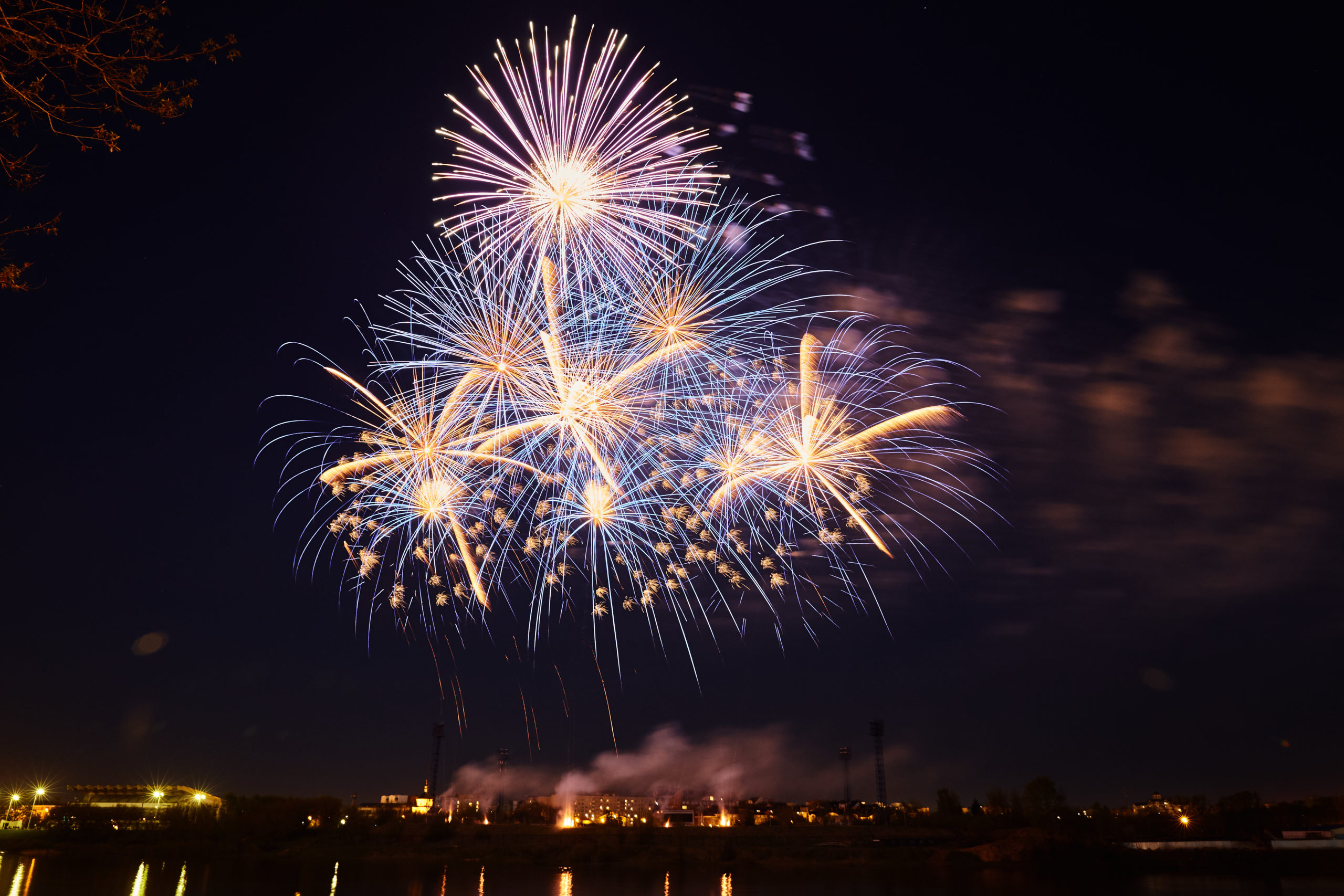 Два салюта в честь Дня Победы отгремели в Твери