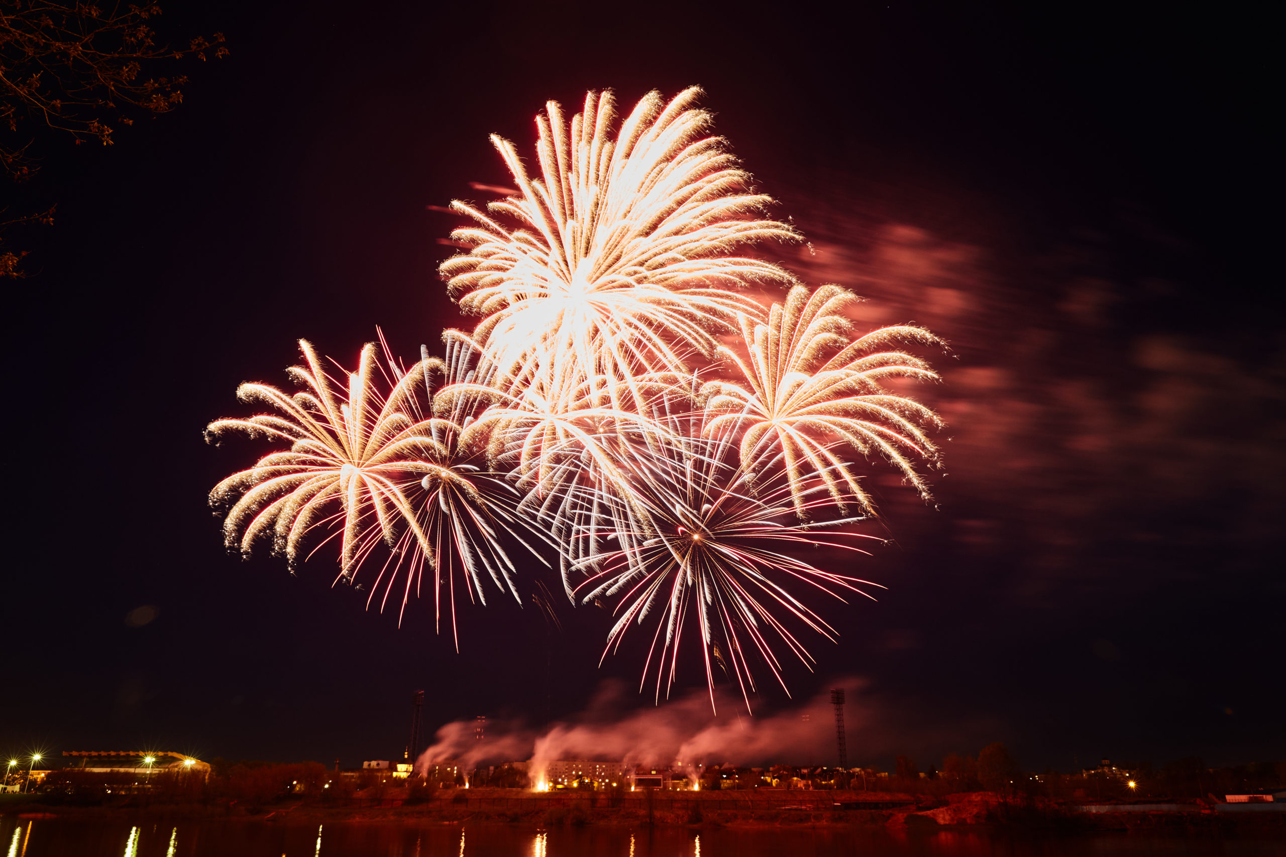 Два салюта в честь Дня Победы отгремели в Твери