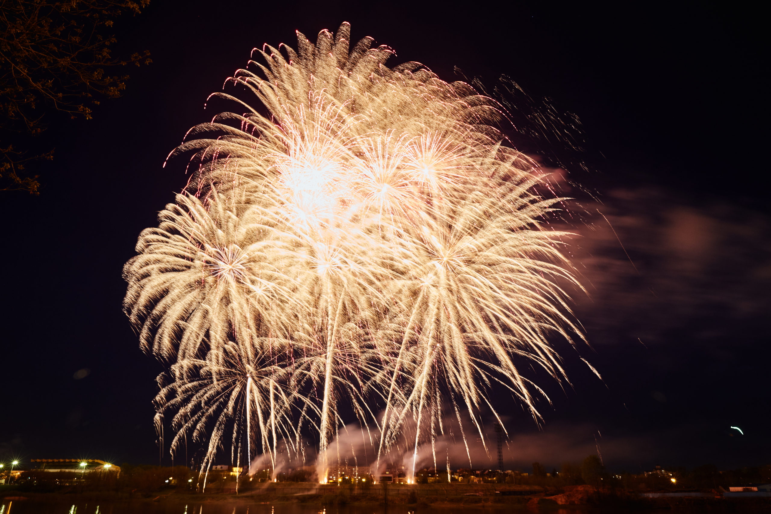 Два салюта в честь Дня Победы отгремели в Твери