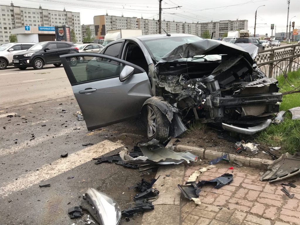 В серьезном ДТП в Твери пострадал десятилетний ребенок В серьезном ДТП в Твери пострадал десятилетний ребенок