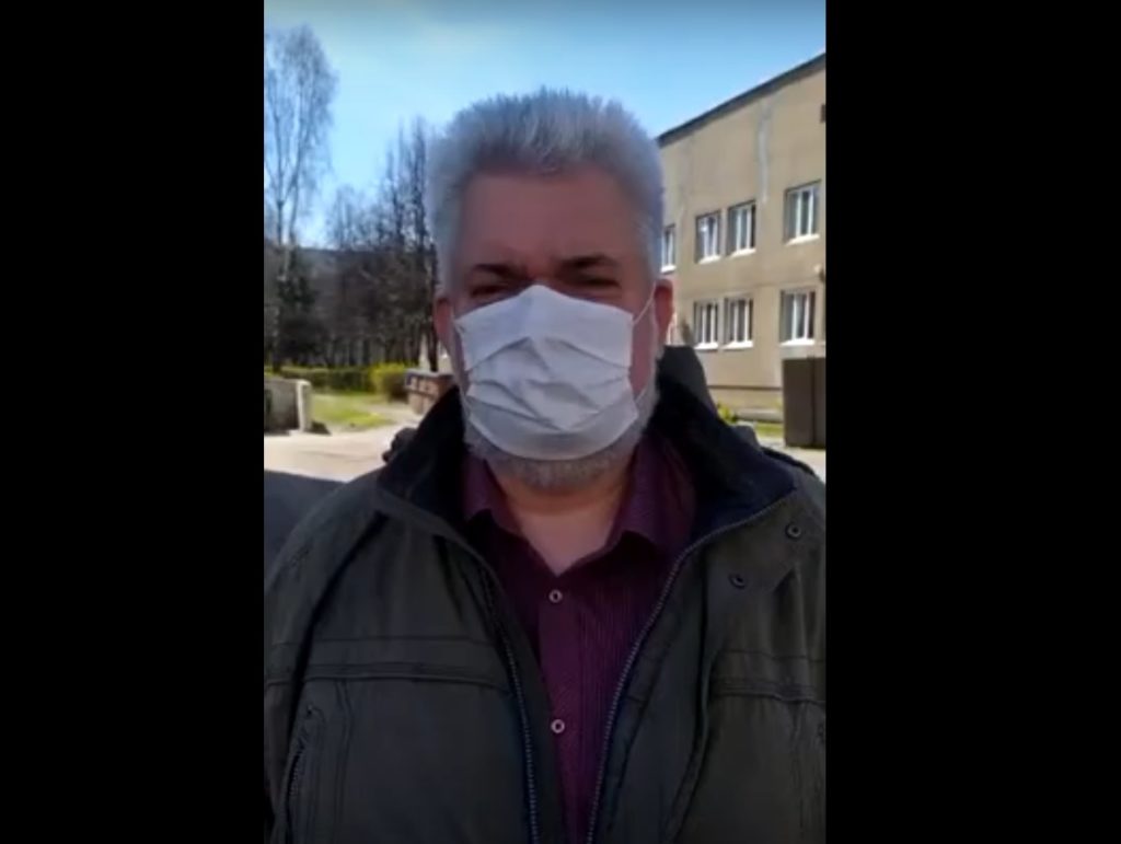 Владислав Толстов: объясняет почему #носитьмаскумодно Владислав Толстов: объясняет почему #носитьмаскумодно