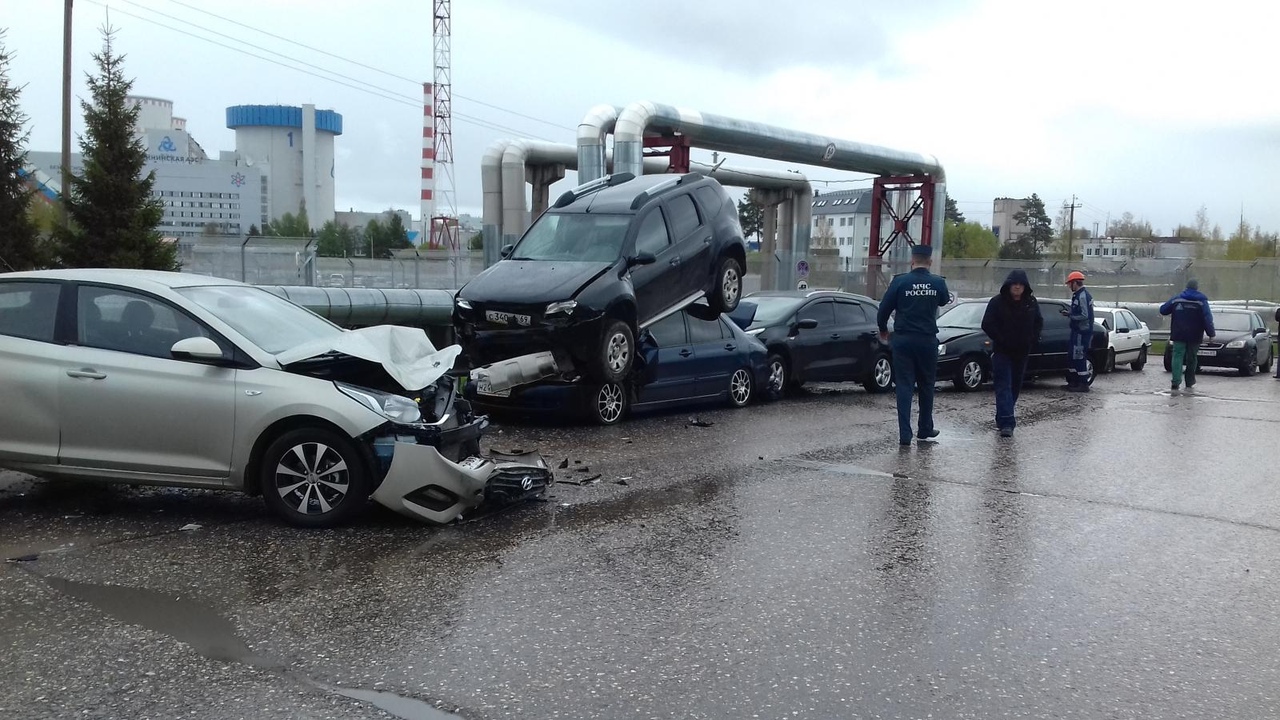 Стали известны подробности массового ДТП в Удомле Стали известны подробности массового ДТП в Удомле