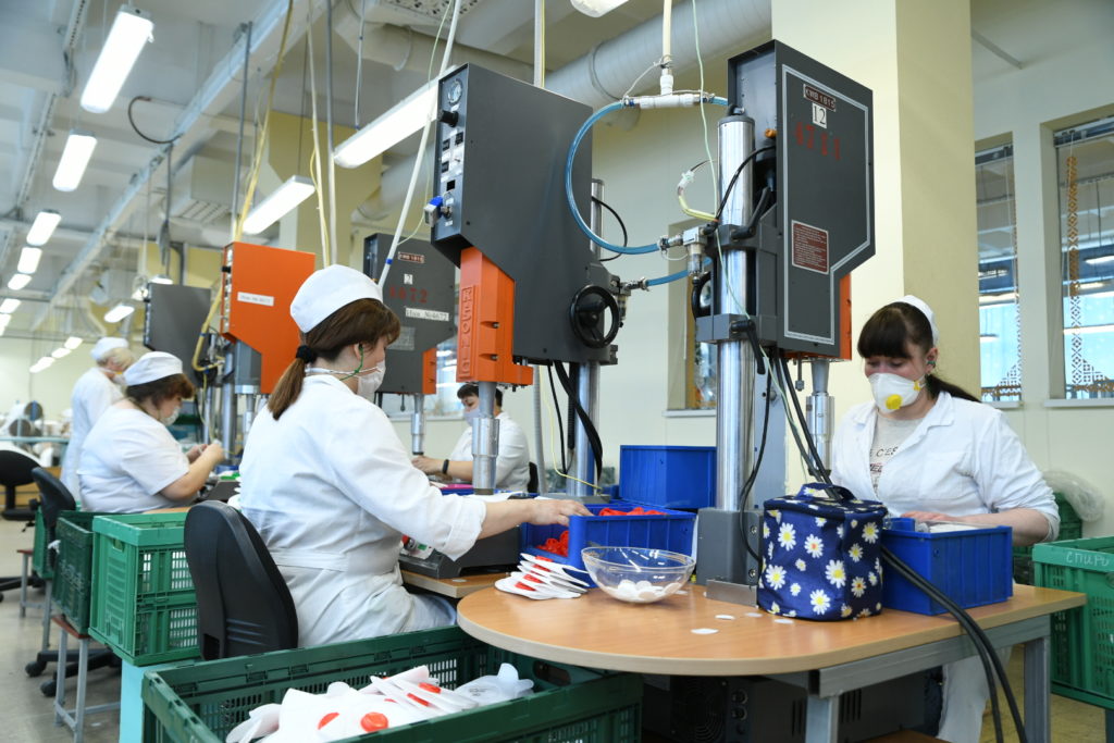 Игорь Руденя и Денис Мантуров посетили предприятия Тверской области