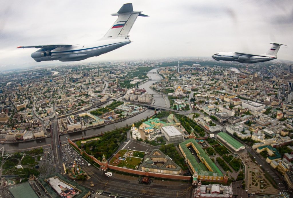 Тверской военно-транспортный авиационный полк празднует юбилей Тверской военно-транспортный авиационный полк празднует юбилей