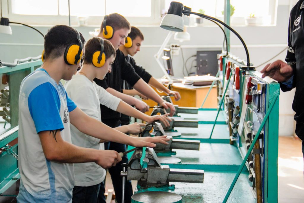 Тверские колледжи смогут получить грант на развитие мастерских Тверские колледжи смогут получить грант на развитие мастерских