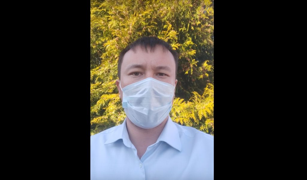 Максим Ли: считает, что #носитьмаскумодно