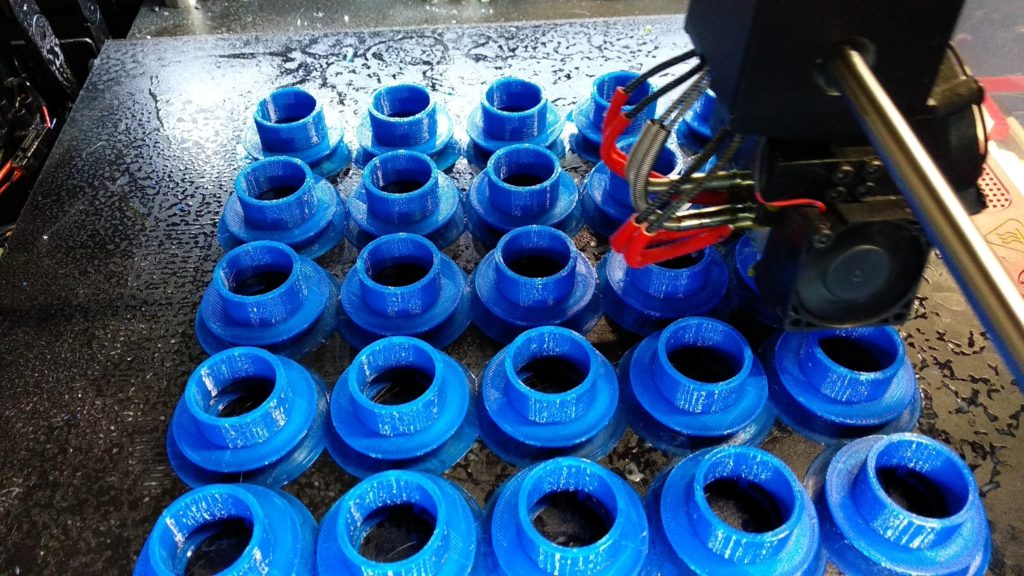 В Тверском "Кванториуме" наладили 3D-печать деталей для защиты врачей от коронавируса