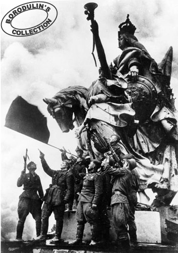 Фото Победы: как встречали радостное известие в освобождённых городах