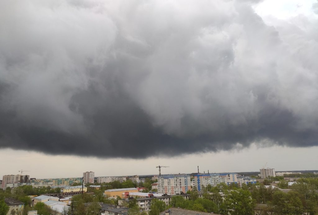 Над Тверью прошла мега-туча Над Тверью прошла мега-туча