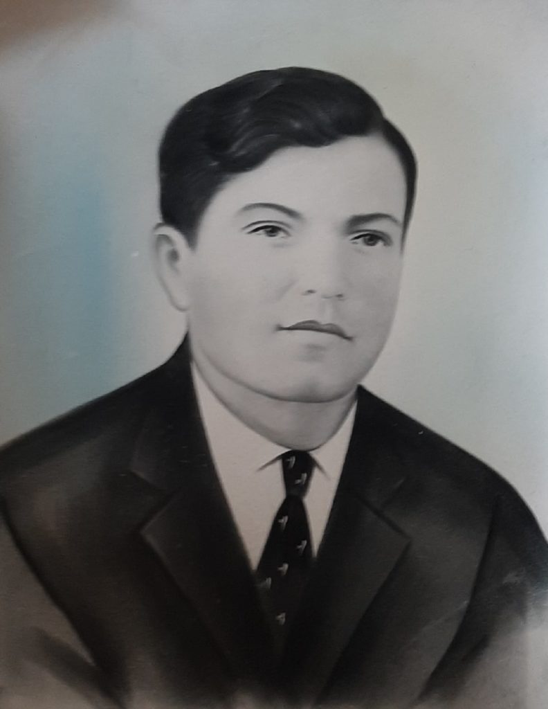 Сад Победы и бумажные журавли: семья педагога из Тверской области почтила ветеранов