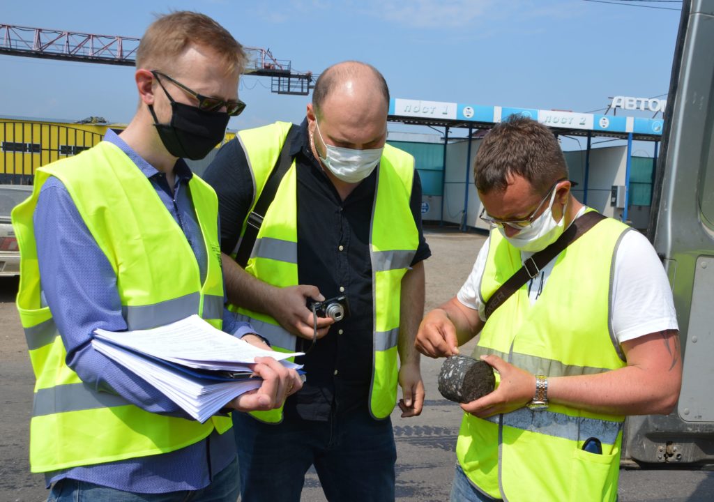 В Твери проверяют качество отремонтированных дорог