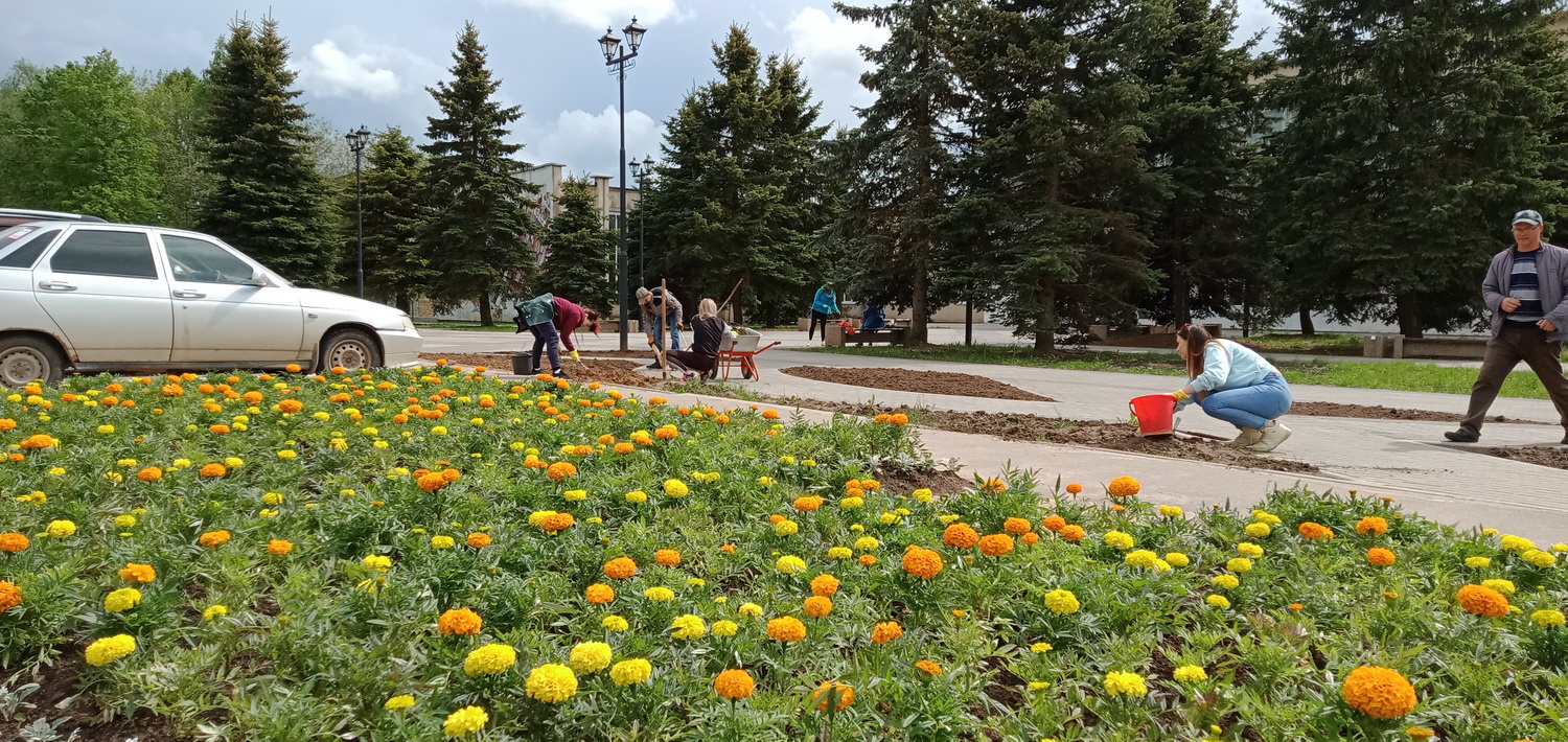 В Лихославле продолжается благоустройство В Лихославле продолжается благоустройство