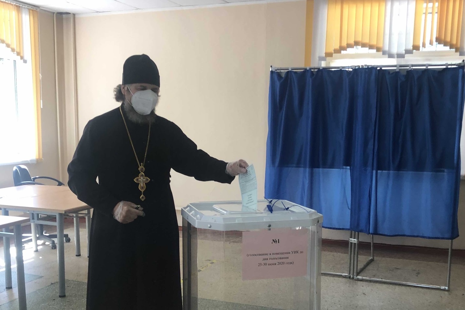 Протоиерей Павел Сорочинский: На участке для голосования соблюдены все меры безопасности Протоиерей Павел Сорочинский: На участке для голосования соблюдены все меры безопасности