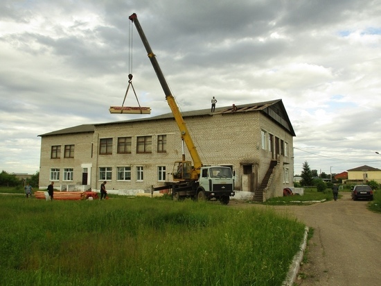 В музее в Тверской области начался ремонт крыши В музее в Тверской области начался ремонт крыши
