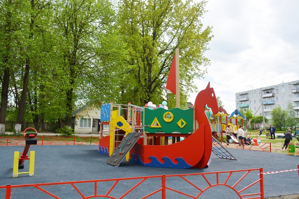 В деревне Сороки Тверской области возведут детский игровой комплекс В деревне Сороки Тверской области возведут детский игровой комплекс