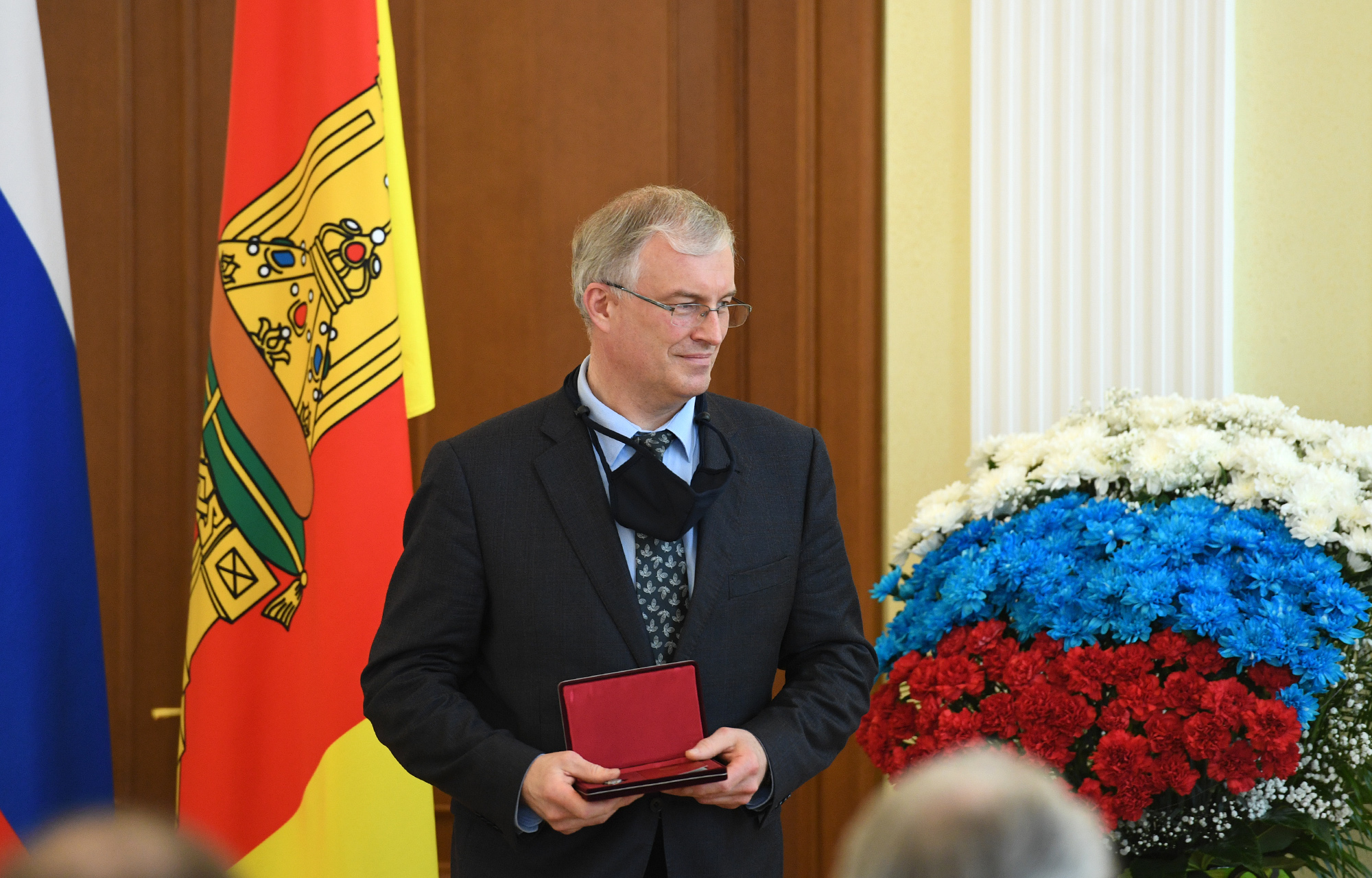 Губернатор накануне Дня России вручил государственные награды жителям Тверской области