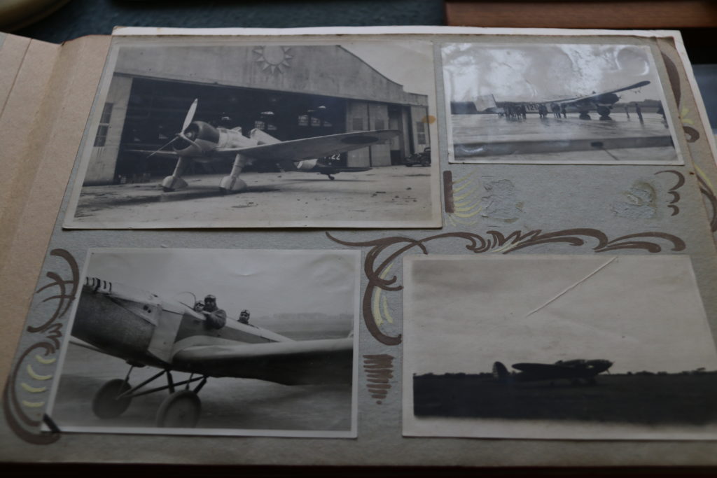 Пример для кино: как "воздушный хулиган" Додонов бил врага и праздновал Победу на Красной площади