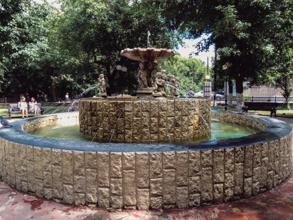 В Твери начали работу фонтаны