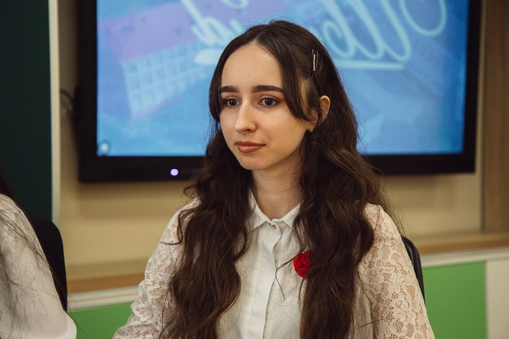 Золотые медалисты пообщались с губернатором Тверской области по видеосвязи