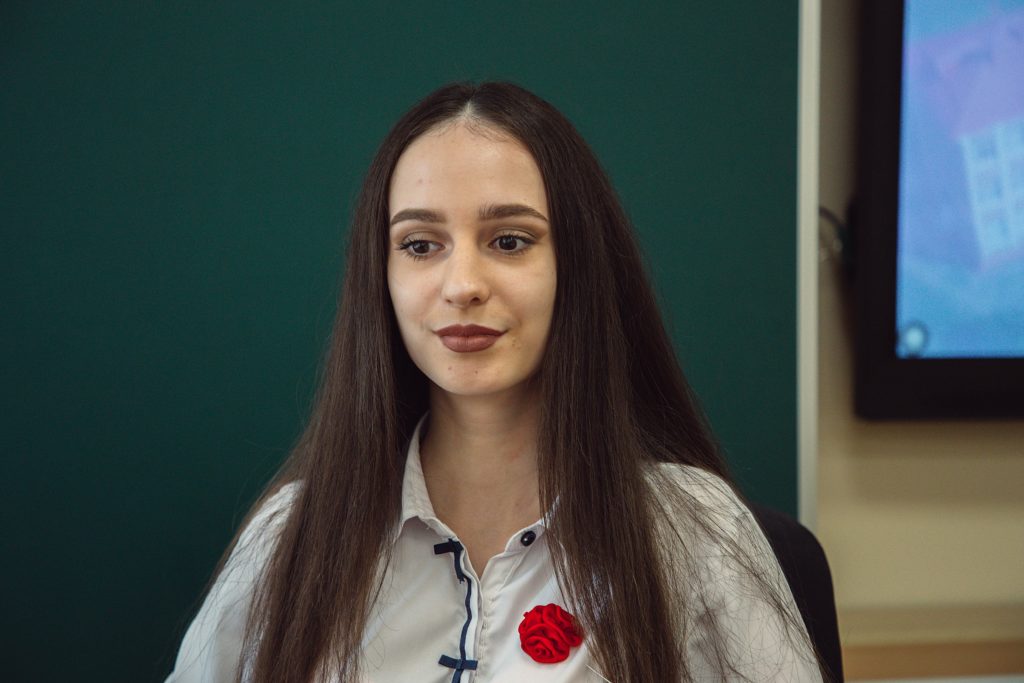 Золотые медалисты пообщались с губернатором Тверской области по видеосвязи