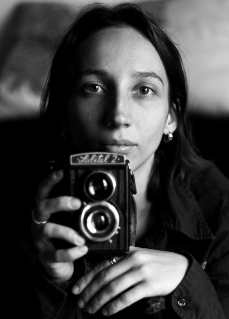 Фотограф Ирина Попова о творчестве и поисках национальной самоидентичности Фотограф Ирина Попова о творчестве и поисках национальной самоидентичности