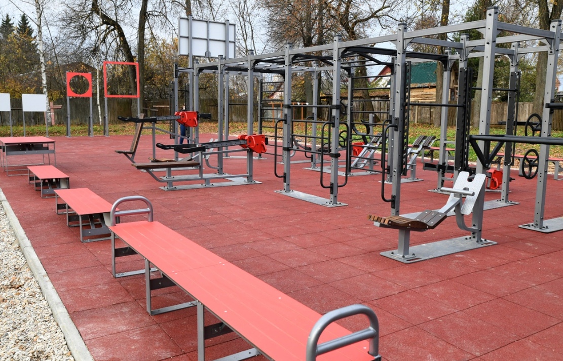 В Ржеве для школ приобрели спортивные сооружения В Ржеве для школ приобрели спортивные сооружения