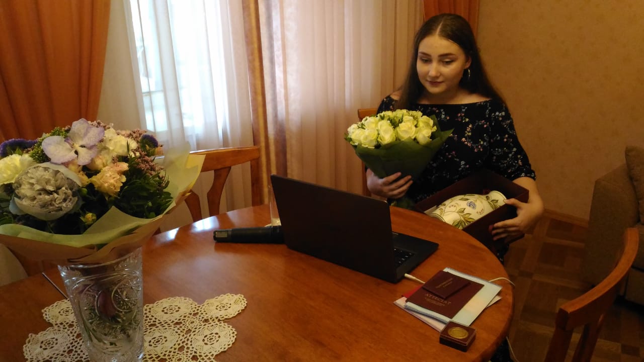 Золотые медалисты пообщались с губернатором Тверской области по видеосвязи