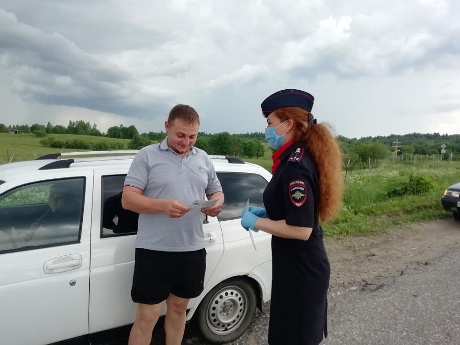 В Бологовском районе прошла всероссийская социальная кампания «Внимание на дорогу!» В Бологовском районе прошла всероссийская социальная кампания «Внимание на дорогу!»