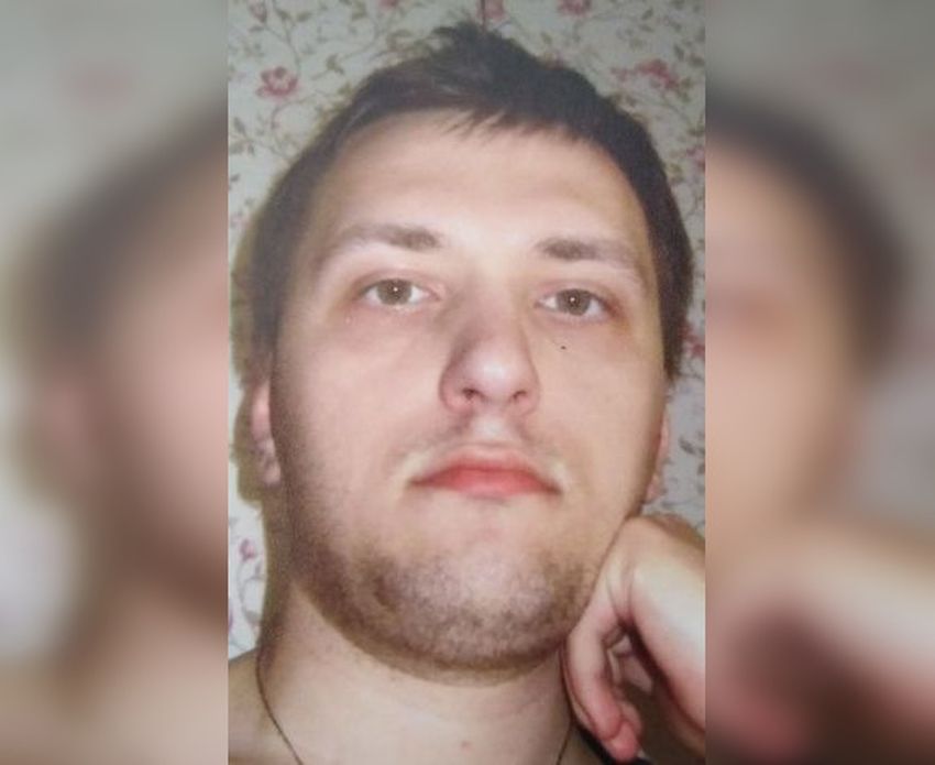 В Твери пропал молодой человек в красной футболке В Твери пропал молодой человек в красной футболке