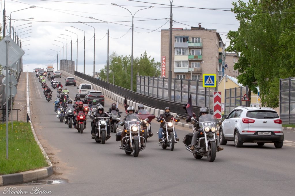 Мотоциклисты Тверской области отметили День рождения старейшего мотоклуба России