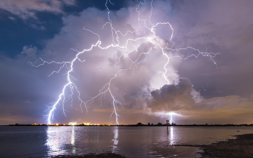 МЧС по Тверской области предупреждает о сильном дожде и грозе МЧС по Тверской области предупреждает о сильном дожде и грозе