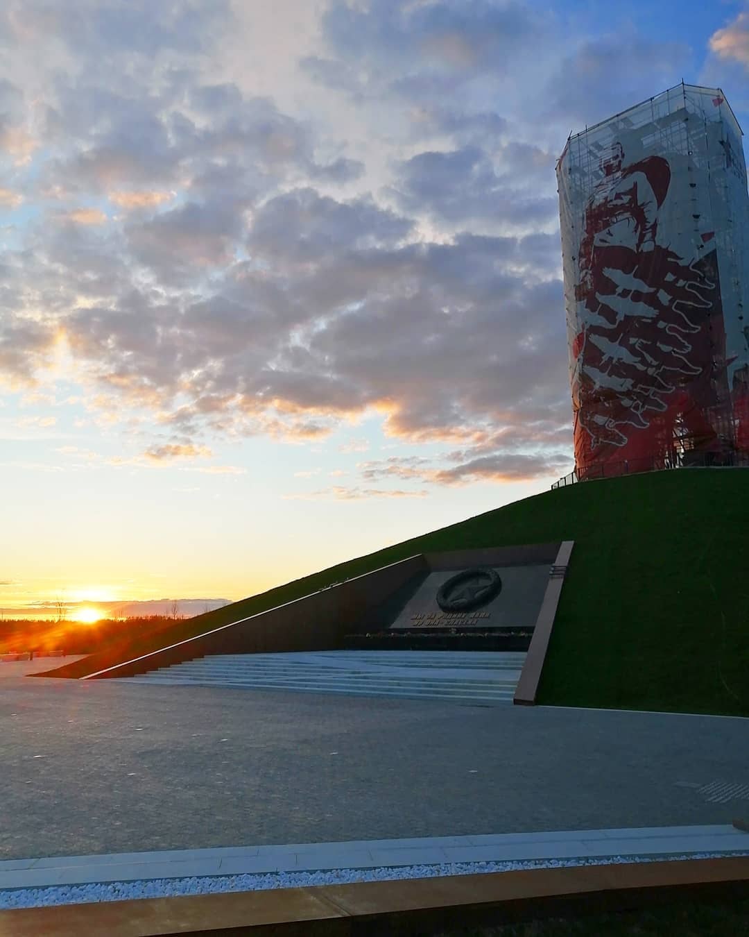 Скульптор Андрей Коробцов поделился свежими фото Ржевского мемориала