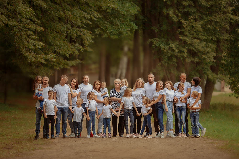 Семья из Торжка завоевала симпатию жюри фотоконкурса «От трех до бесконечности» Семья из Торжка завоевала симпатию жюри фотоконкурса «От трех до бесконечности»