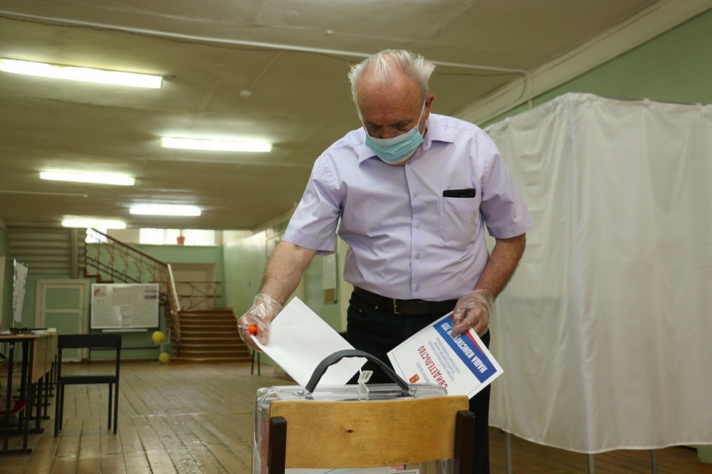 Золотая традиция: супружеская пара из Тверской области уже 55 лет ходит на все голосования