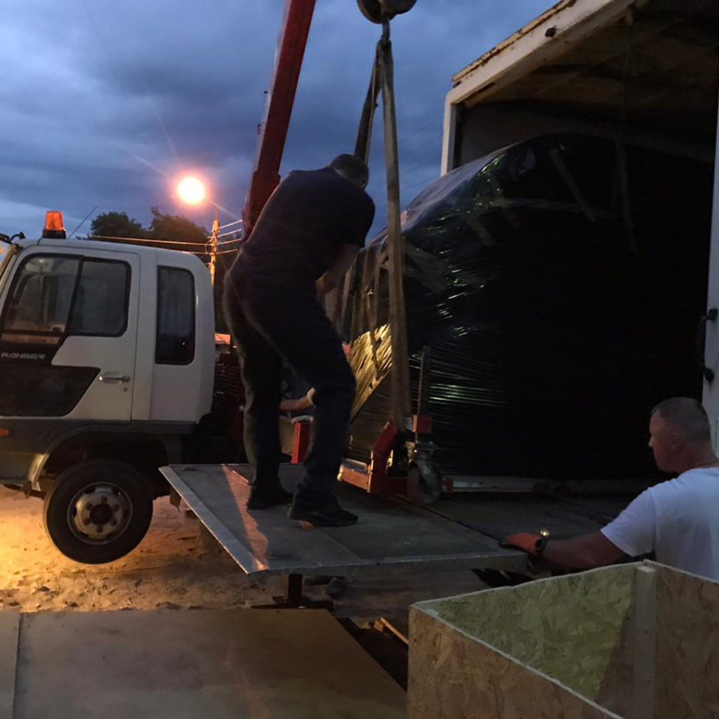 Новый томограф привезли в больницу Твери