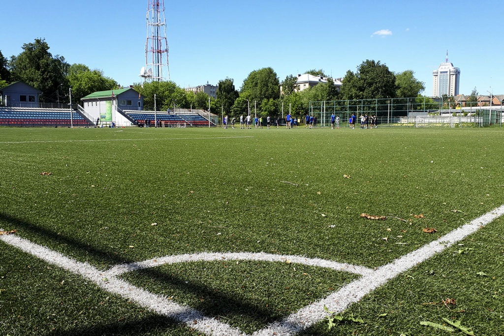 Футбольный клуб «Тверь» провел первую тренировку на стадионе «Юность» 