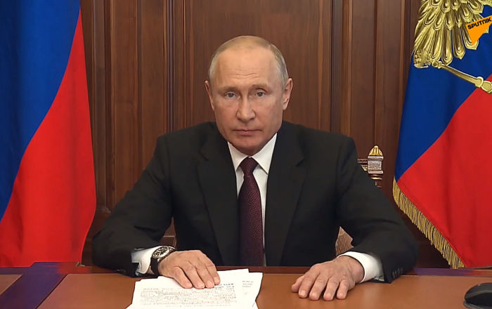 Владимир Путин: Семьи с детьми до 16 лет получат дополнительно по 10 тысяч рублей Владимир Путин: Семьи с детьми до 16 лет получат дополнительно по 10 тысяч рублей