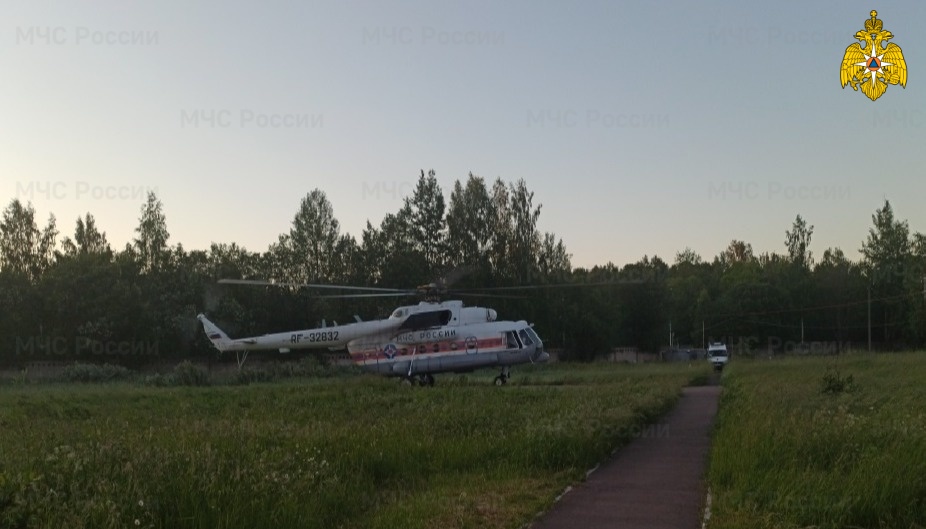 Вертолет санавиации экстренно вылетал в Бежецкий район Вертолет санавиации экстренно вылетал в Бежецкий район