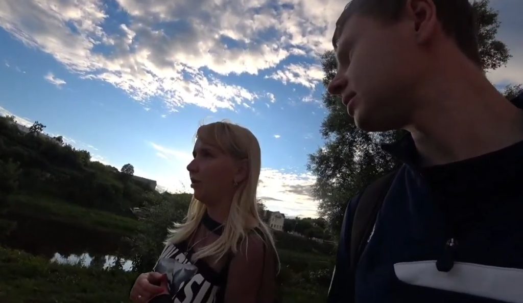 Семья из Тверской области рассказала, что пережила при посадке самолета, экстренно приземлившегося в кукурузном поле Семья из Тверской области рассказала, что пережила при посадке самолета, экстренно приземлившегося в кукурузном поле