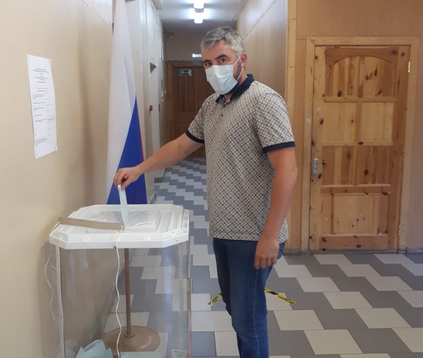 Депутат ТГД Сергей Аксенов принял участие в голосовании Депутат ТГД Сергей Аксенов принял участие в голосовании
