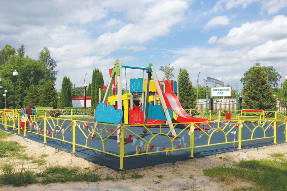 Городской сад Лихославля готов принимать гостей Городской сад Лихославля готов принимать гостей