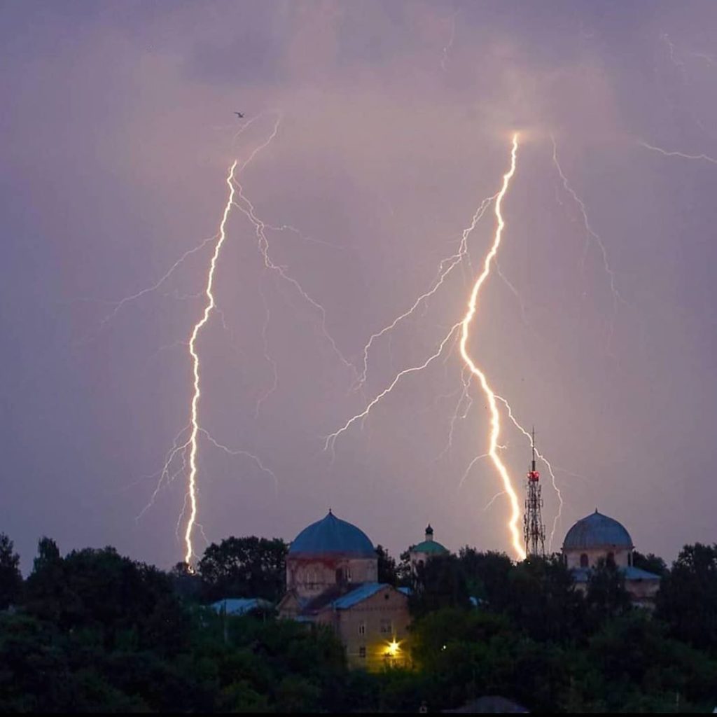 На Тверскую область надвигается гроза