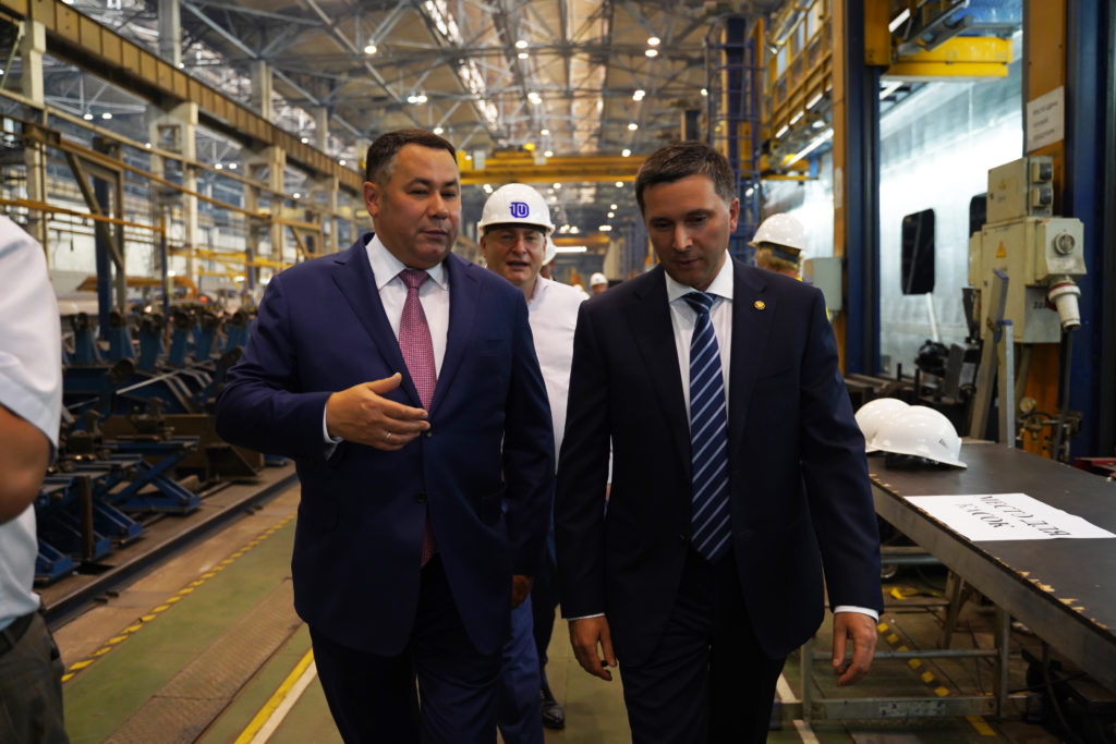 Министр природных ресурсов и экологии Дмитрий Кобылкин посетили Тверской вагонзавод