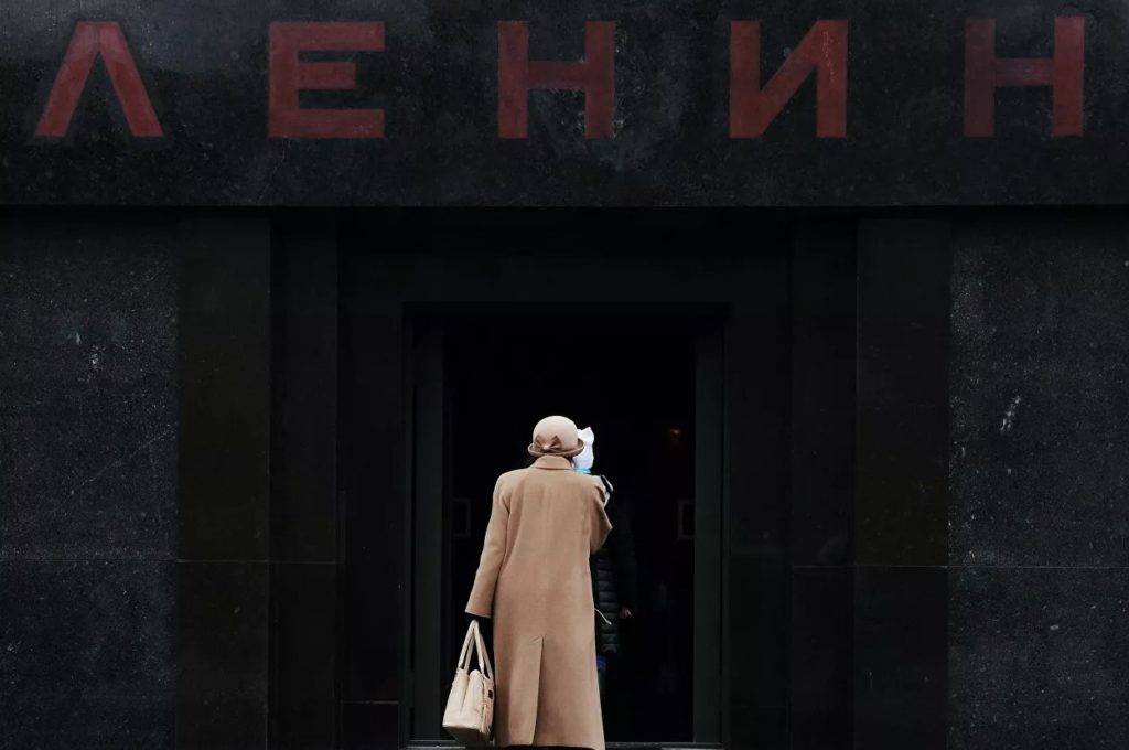 В Мавзолей Ленина начали пускать жителей Тверской области